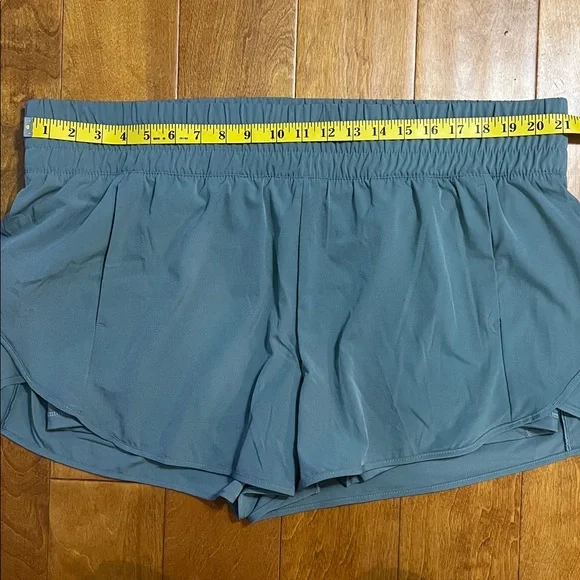 Avia Sage Green Athletic Shorts 3X Athleisure Workout Running Gym Activewear - Picture 3 of 10